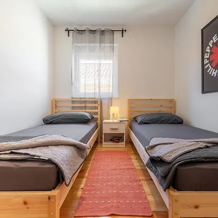Bona Fide Apartment