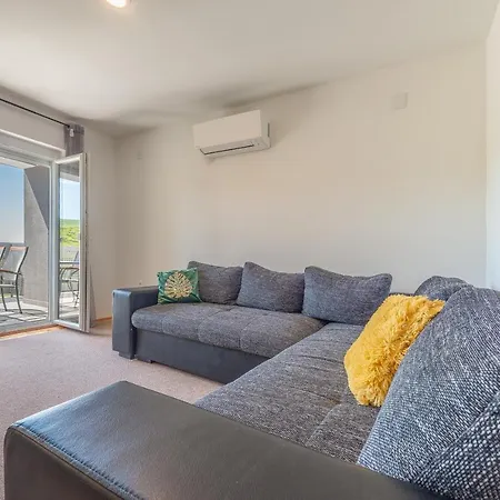 Bona Fide * Sveti Petar (Zadar)